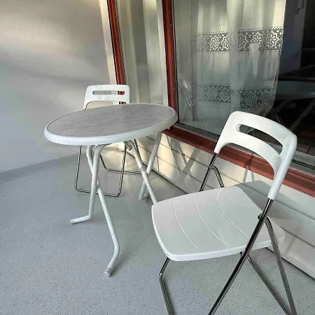 Leilighet Large And Family-friendly With Heating And Terrace *