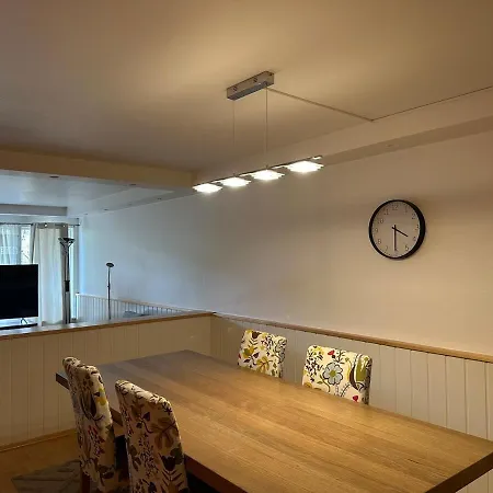 Large And Family-friendly With Heating And Terrace *